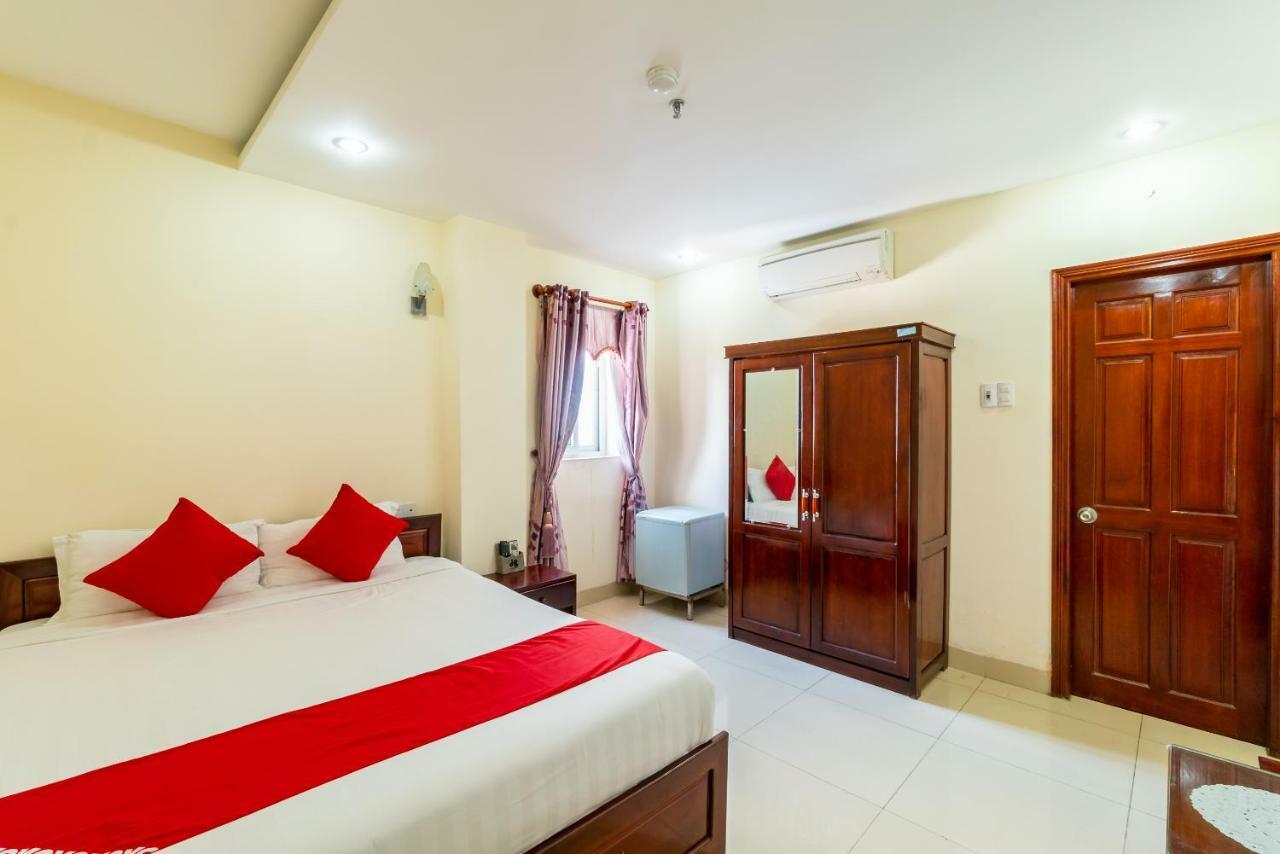Oyo 375 Hoa Binh Hotel Da Nang Exterior foto